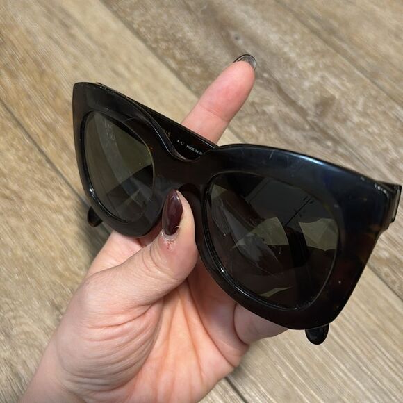 Celine Sunglasses - Picture 4 of 6